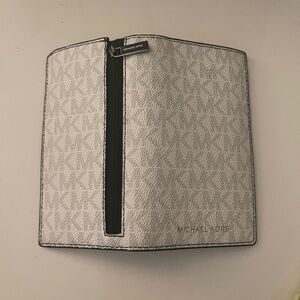 Michael Kors Monogram Wallet
